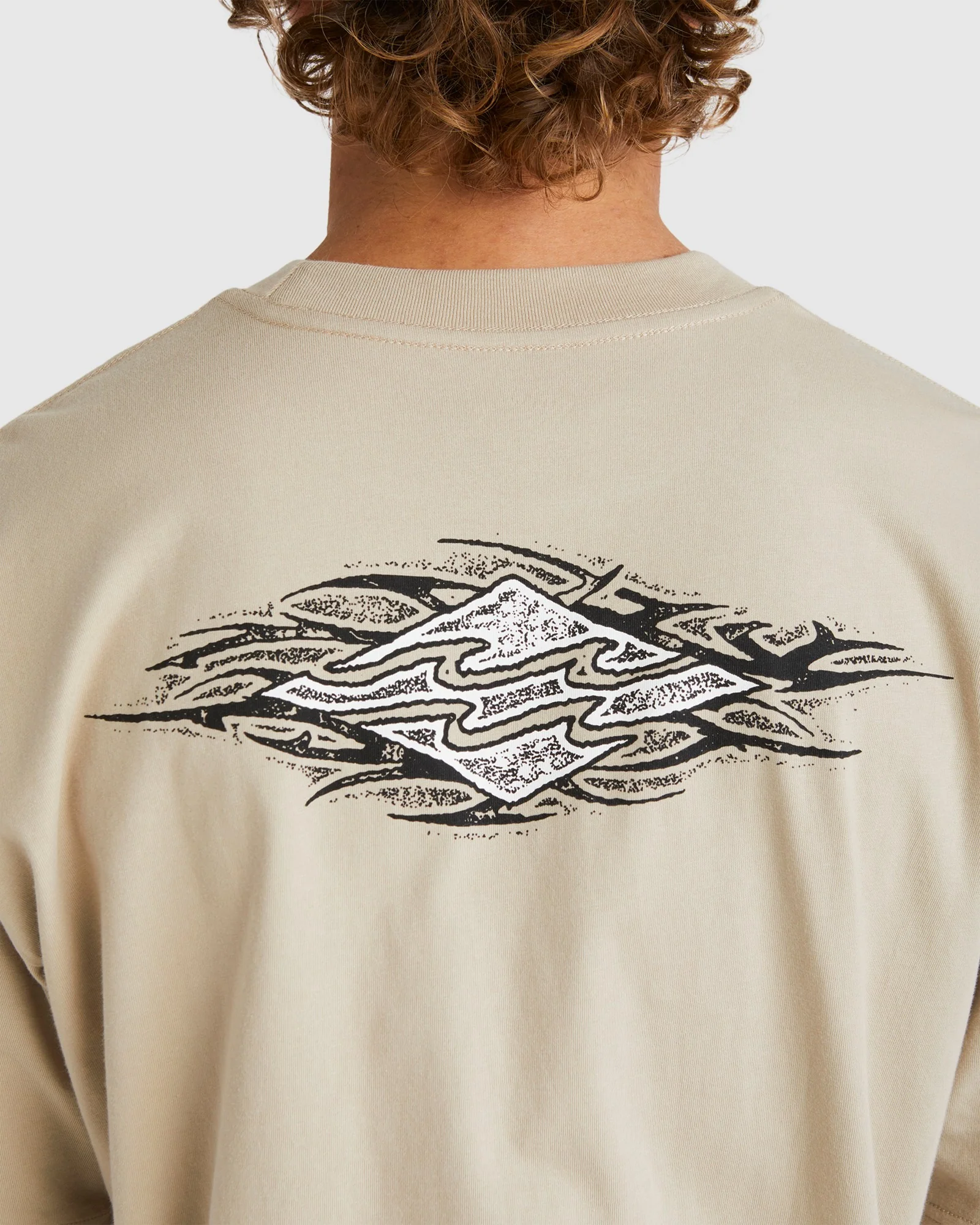 Mens Tribal Diamond T-Shirt - Image 4