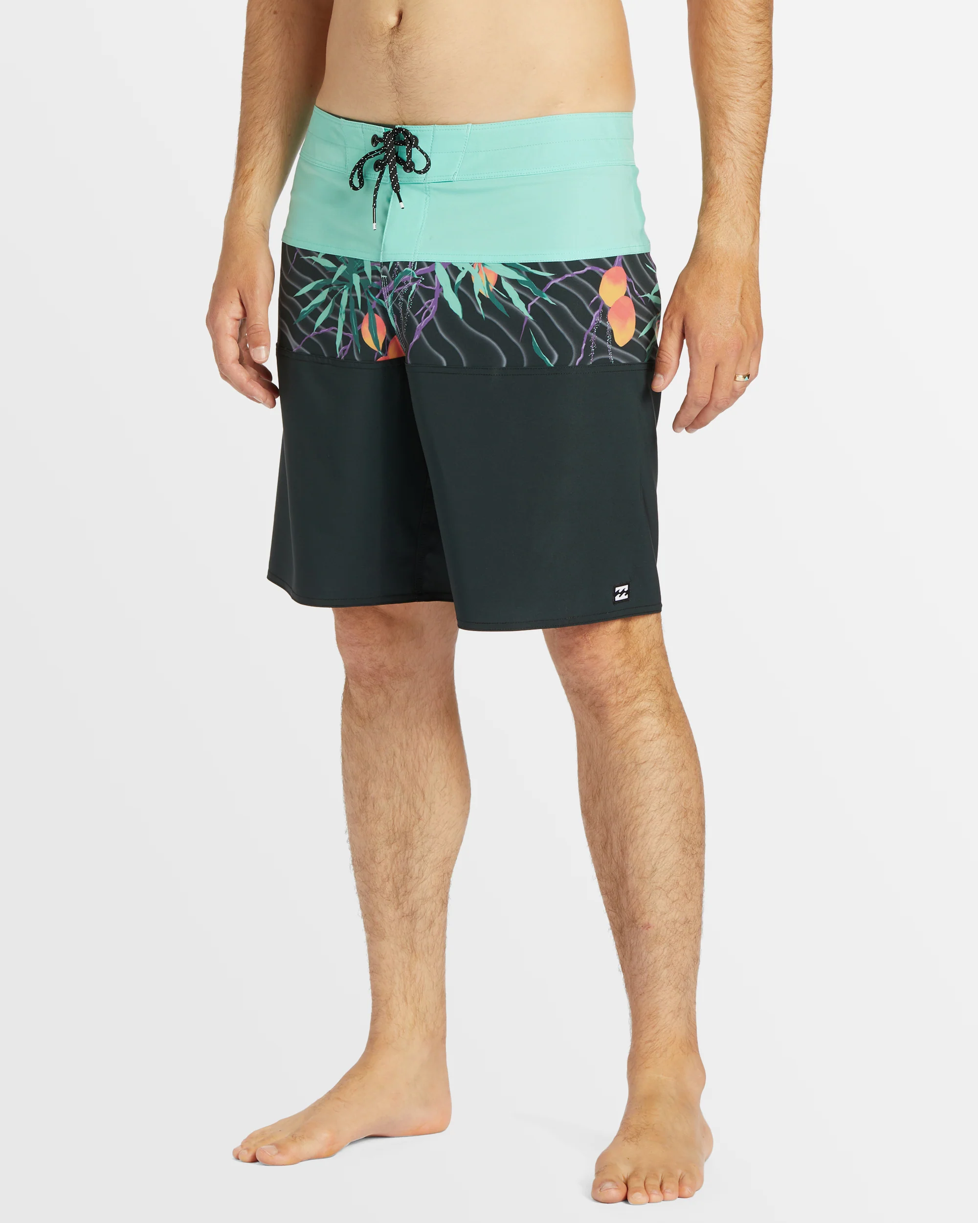 Mens Tribong Pro 18" Boardshorts - Image 2