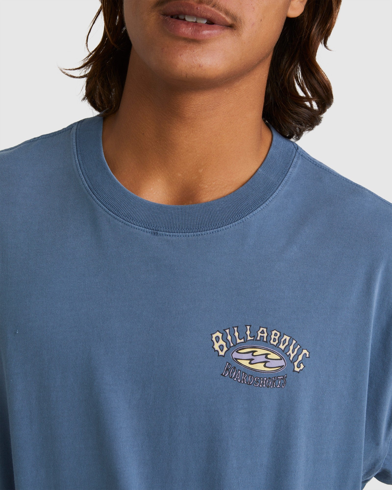 Mens Vintage Arch T-Shirt - Image 4
