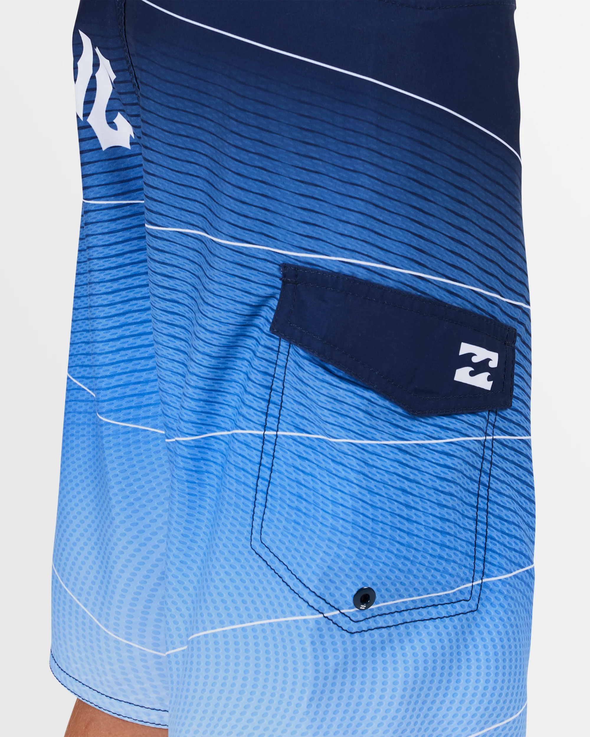 Boys 8-16 Volts OG Boardshorts - Image 4