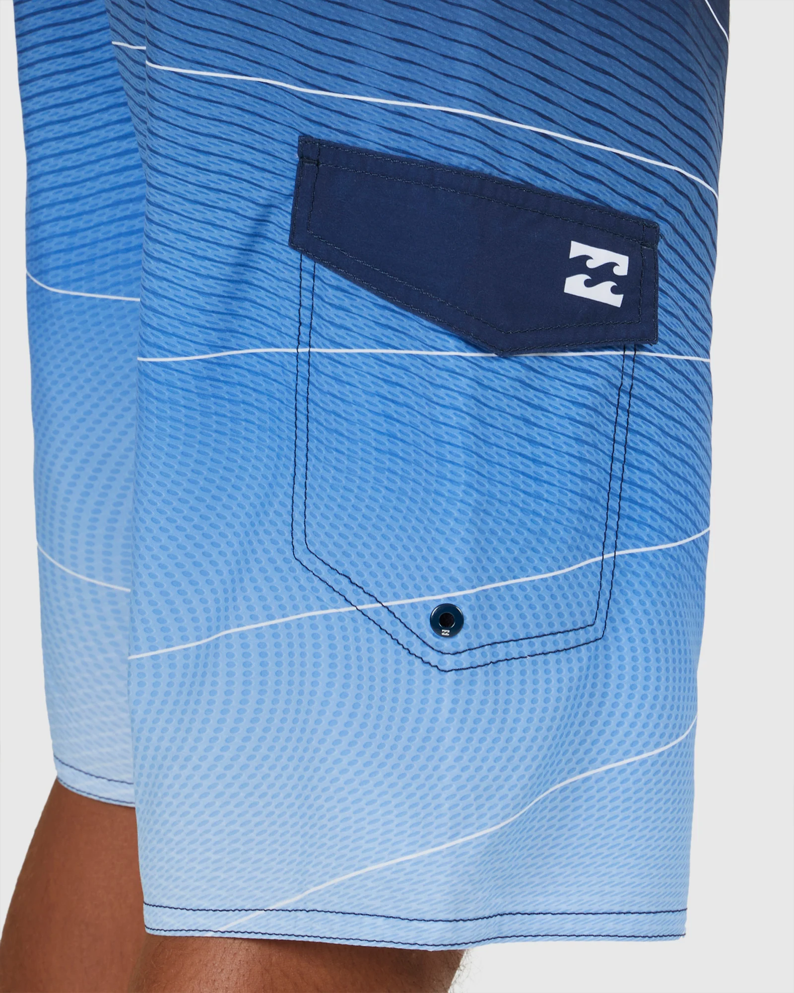 Mens Volts OG 20" Boardshorts - Image 4