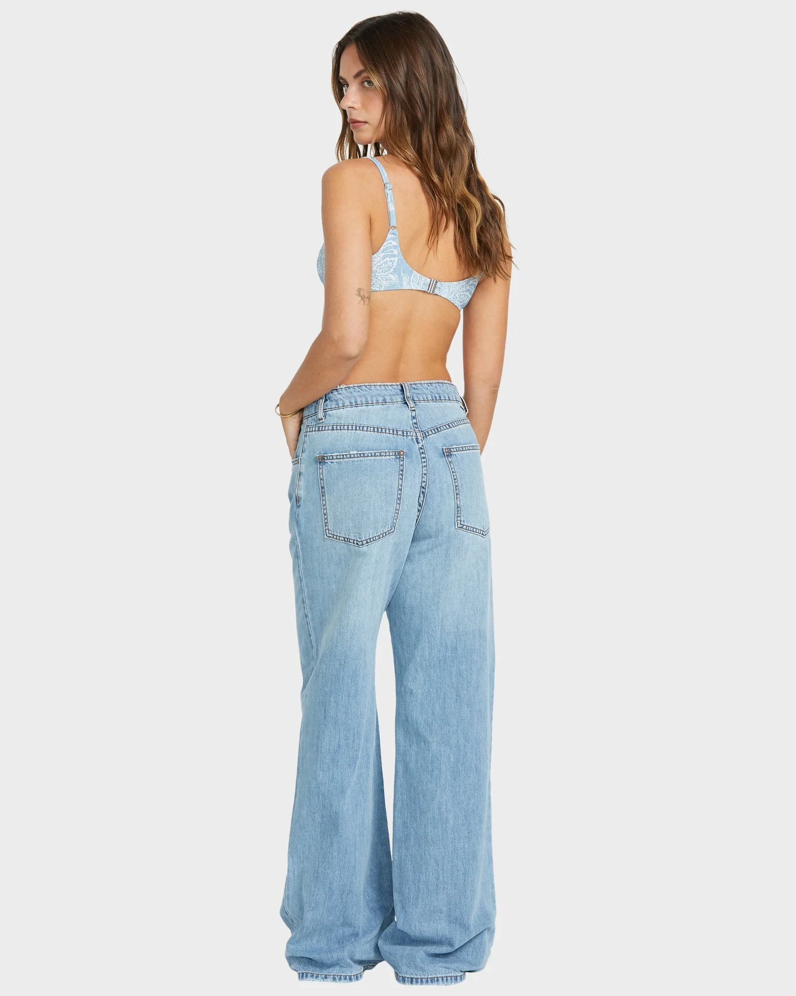Womens Washed By The Sun Denim Jeans - Image 4