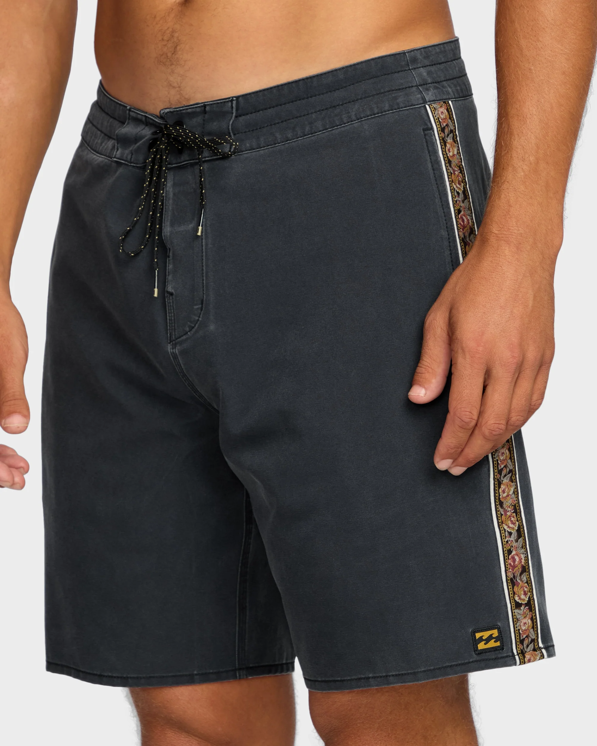 Mens Wategos Lo Tides 18.5" Boardshorts - Image 5