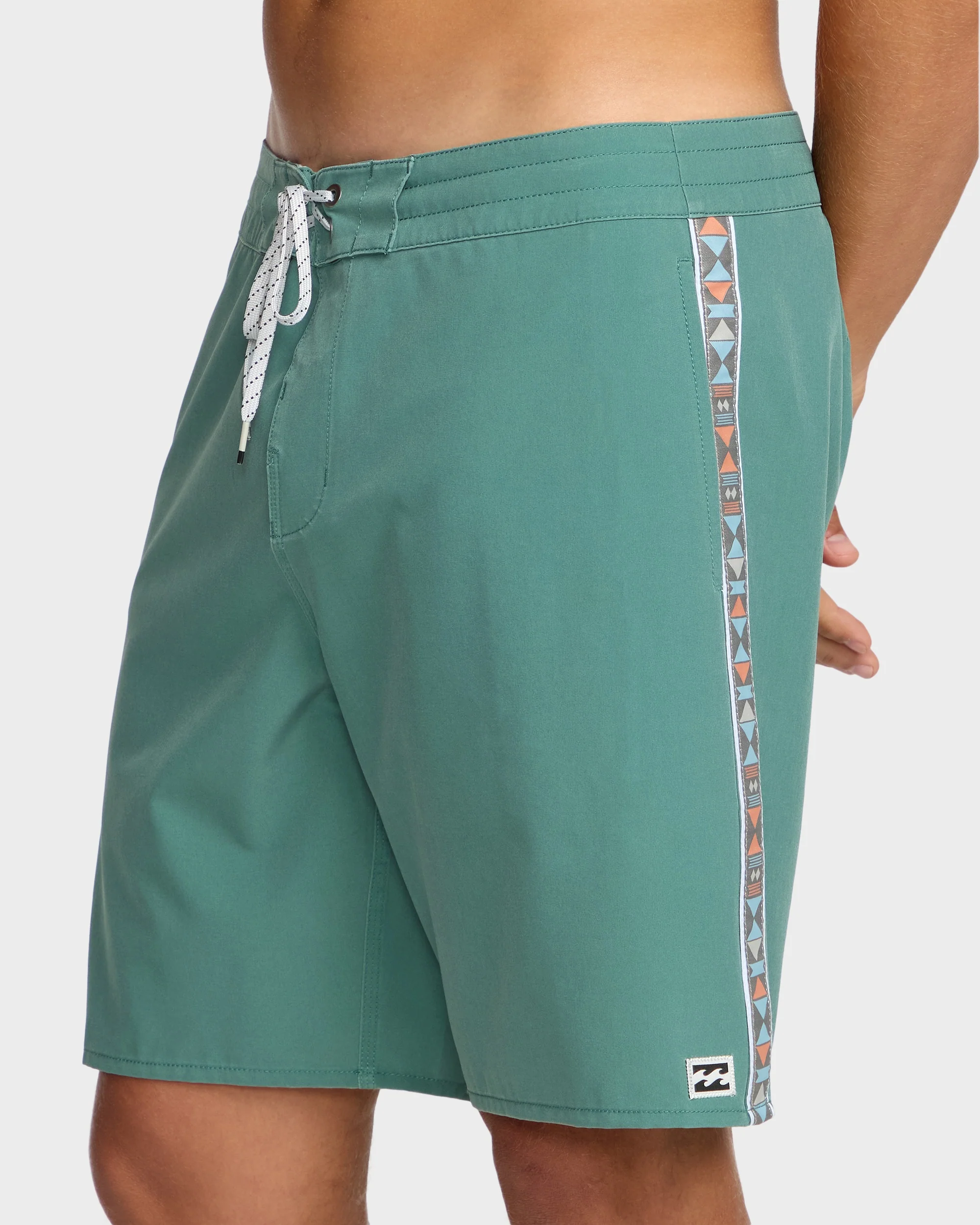 Mens Wategos Lo Tides 18.5" Boardshorts - Image 4