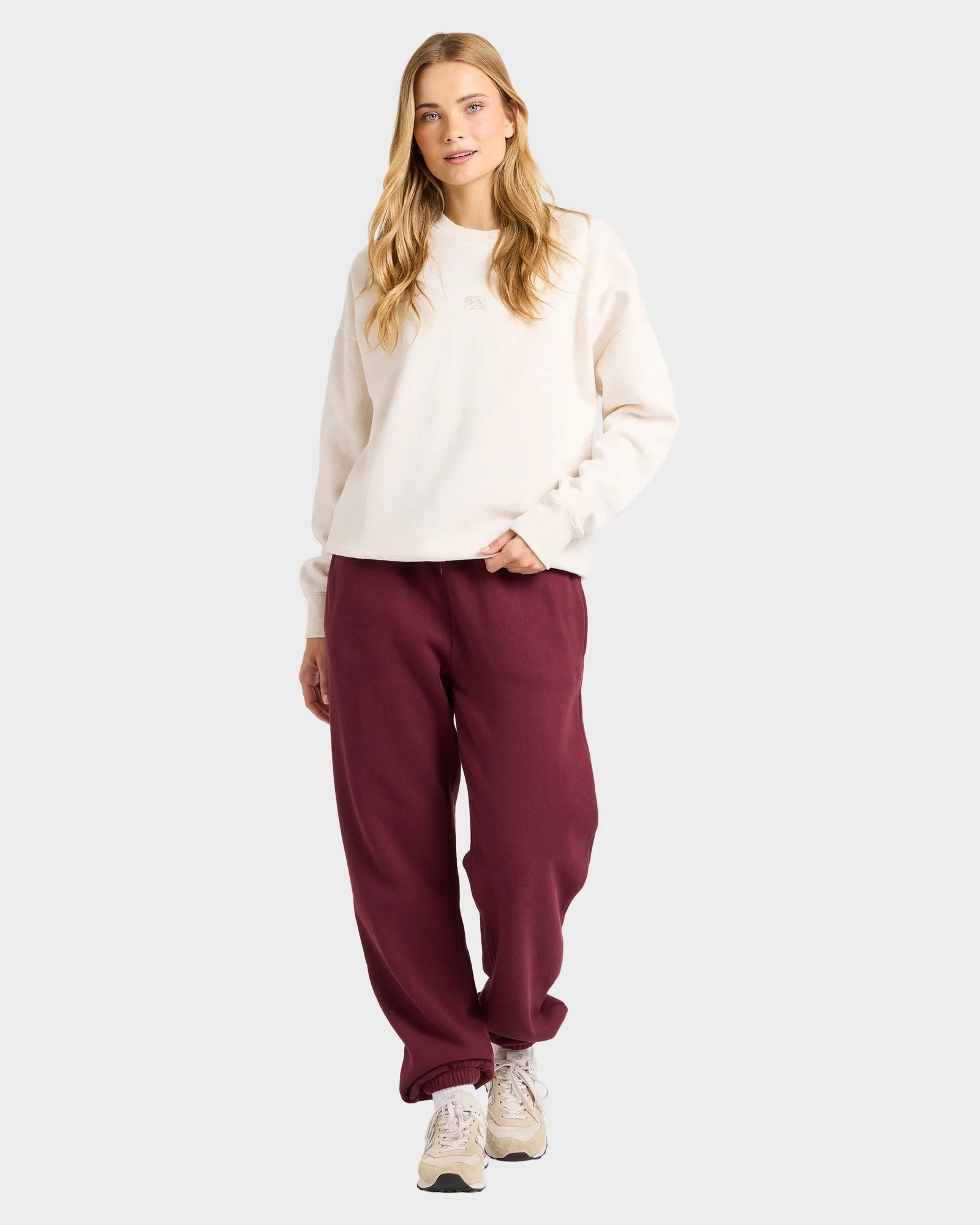 Womens Wave Essentials Trackpants - Image 5
