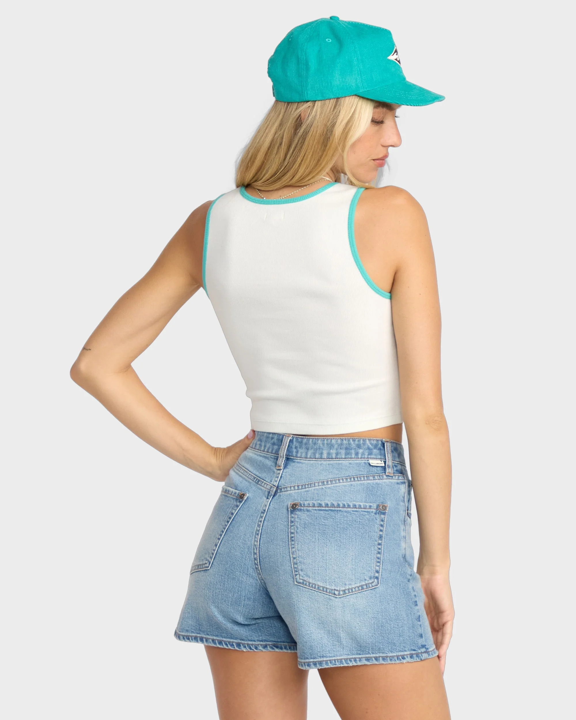 Womens Wave Out Tank Top - Image 3