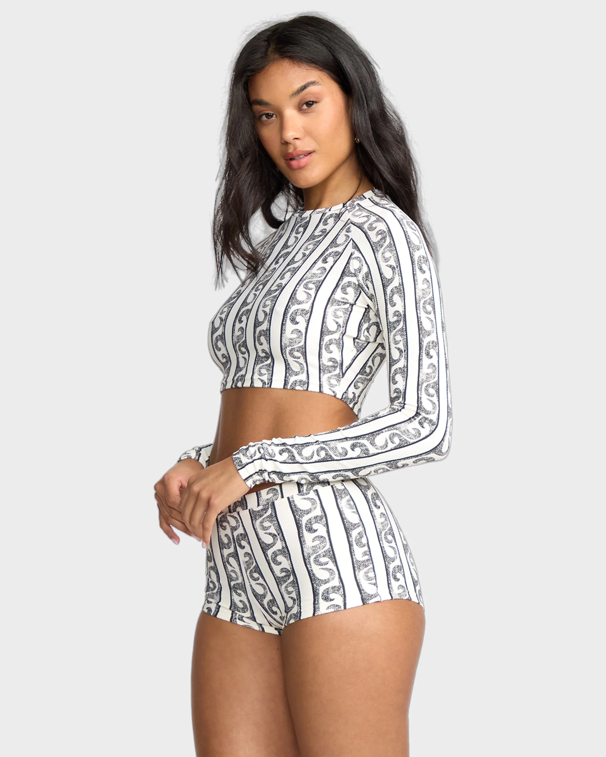 Womens Wave Watcher Crop Long Sleeve Rash Vest - Image 4