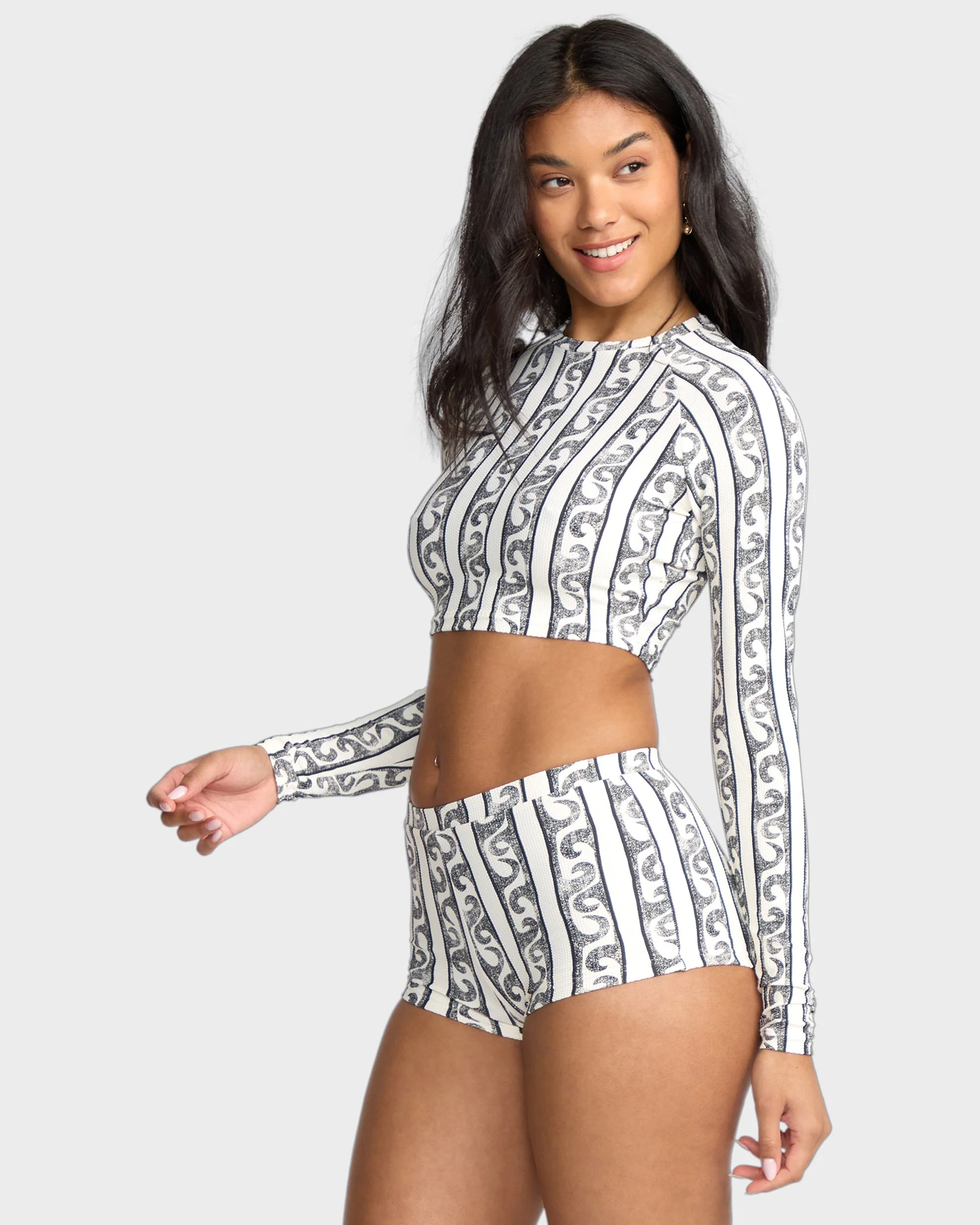 Womens Wave Watcher Palma Short Bikini Bottom - Image 4